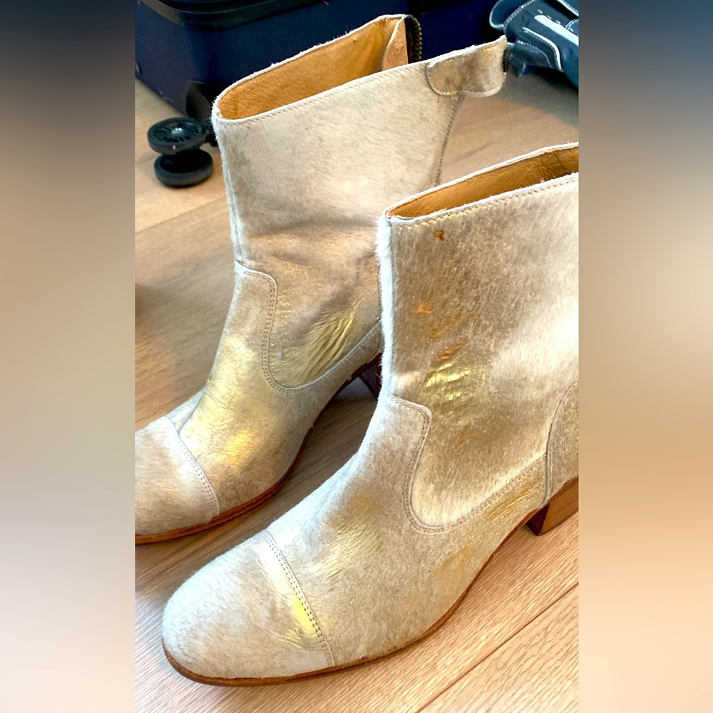 Frye Ankle Boots- NWOT gold and white cream! Never worn.